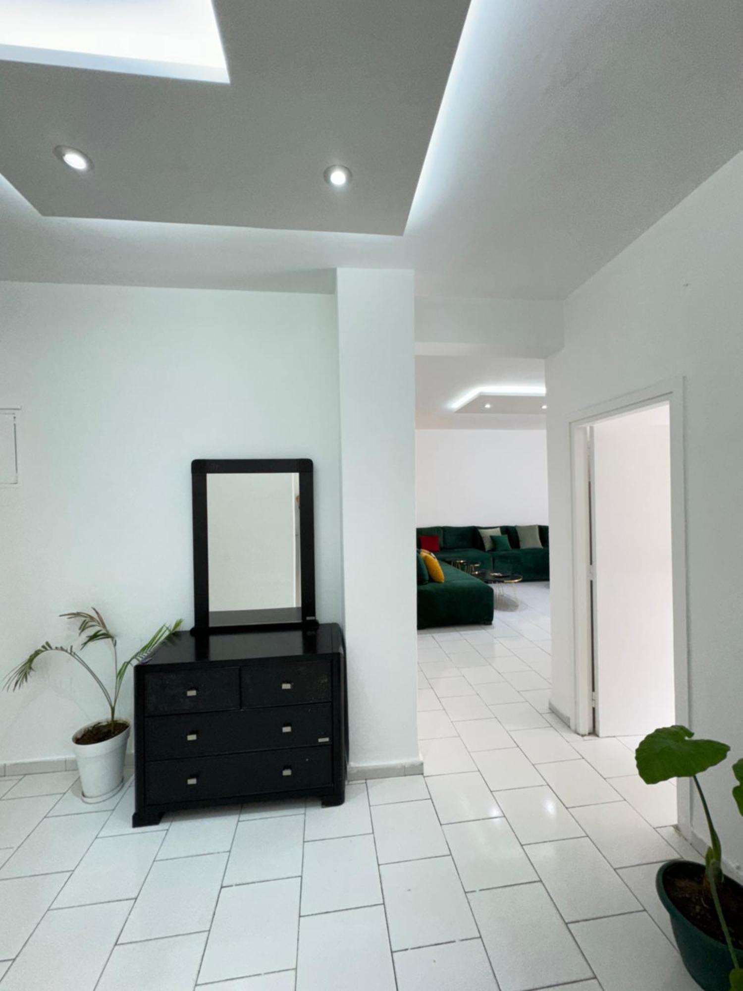 Suitouiss - Downtown - Appartement En Plein Centre Ville Rabat Exterior foto